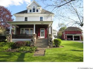 4656 S Creek Rd, Palmyra, NY 14522