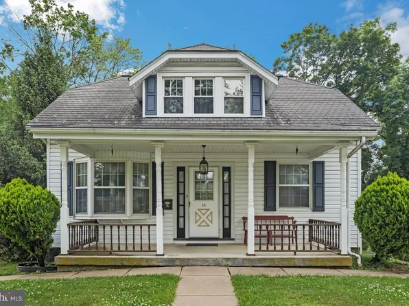 35 Williams Ln, Hatboro, PA 19040