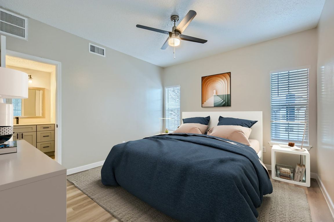 3700 Poteet Drive #1032 - Web Quality - 016 - 3700 Poteet Drive 1032 - Print Quality - 007 - 09 1032 Bedroom - Virtuance Info