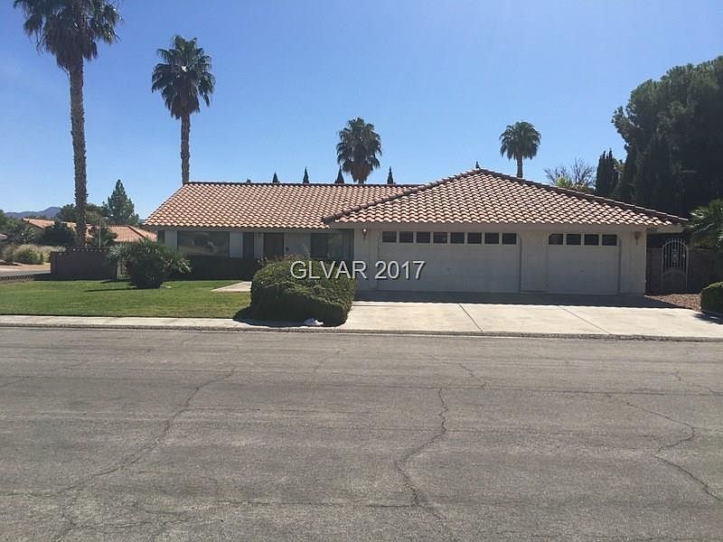 1st image of 1605 Siboney Dr