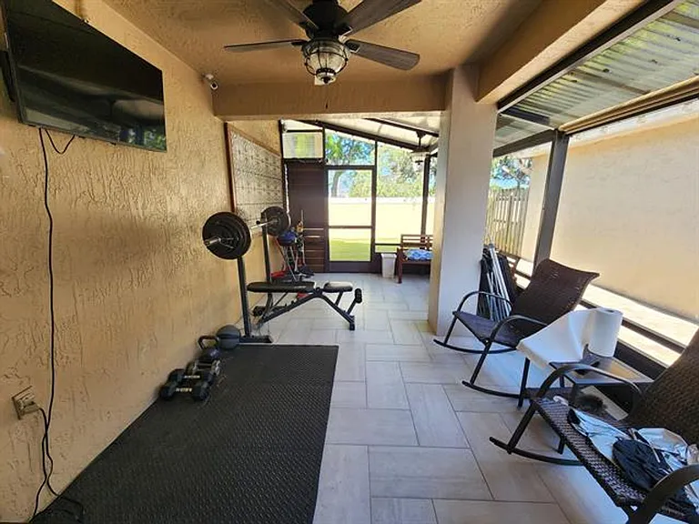 250 E Riverbend Dr — Photo 19