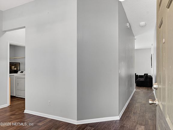 5th image of 1515 HARVEST COVE Drive