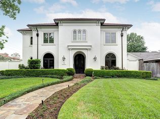 110 Ferndale St, Bellaire, TX 77401