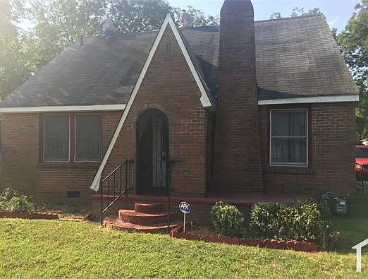 3 bed, 1869 sqft, $1,300 — Photo 1