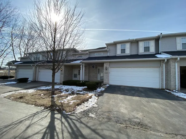 3864 Pathfinder Ln, Joliet, IL 60435