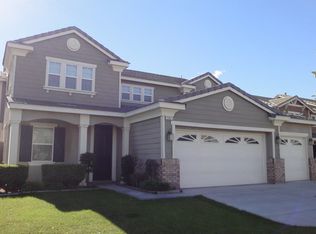 15621 N Peak Ln, Fontana, CA 92336