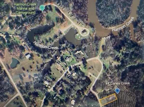 44 Caney Creek Dr, Huntsville, TX 77320