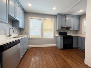 60 Ellerton Rd #60, Quincy, MA 02169