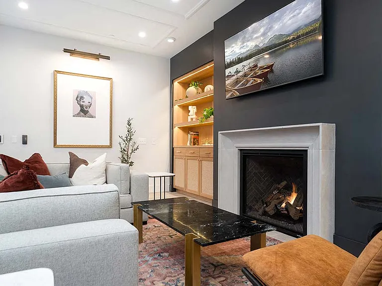 The Bohen Apartments — Photo 25