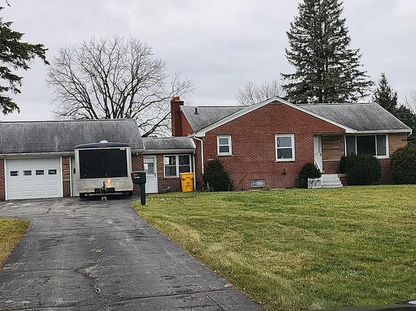 14996 Armada Center Rd, Romeo, MI 48065