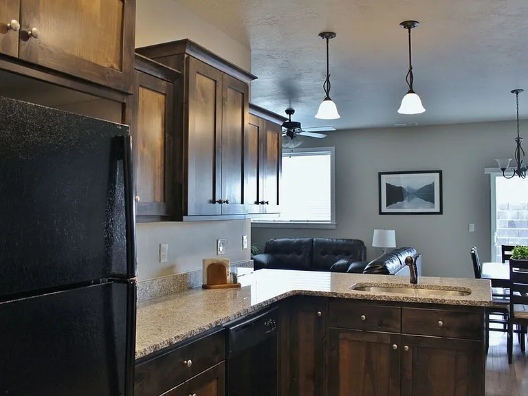 485 W 1425 N #C4 — Photo 16