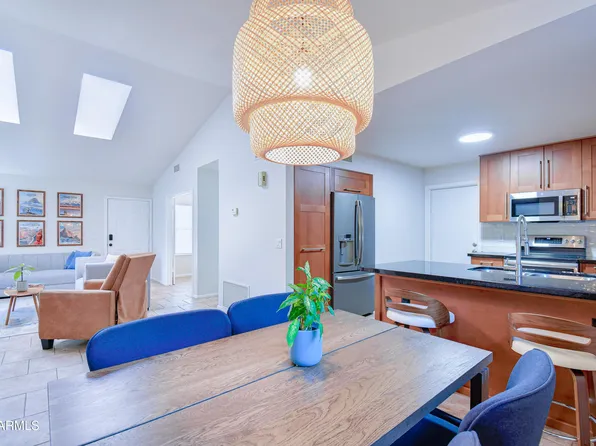 3858 E BIGHORN Avenue, Ahwatukee, AZ 85044