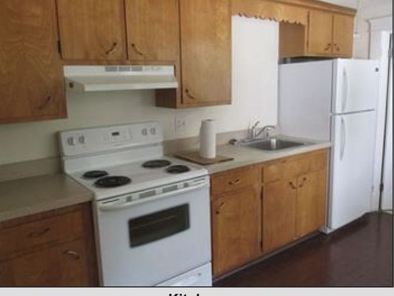 3rd image of 22 Rockhill St APT 1
