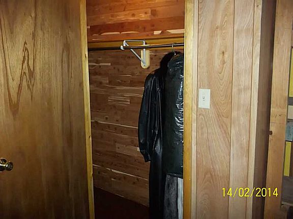 3rd image of 405 Elwood Dr