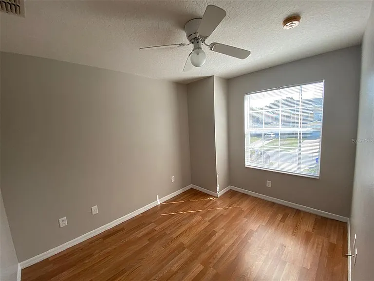 2408 Temple Grove Ln — Photo 2