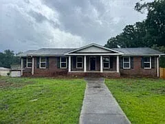 4297 Riverwood Cir