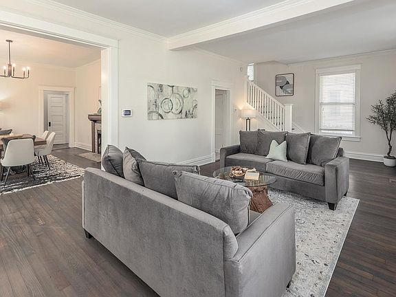 5th image of 223 Garland St