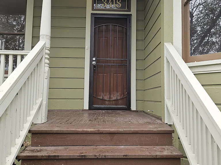 3418 1st Ave — Photo 2