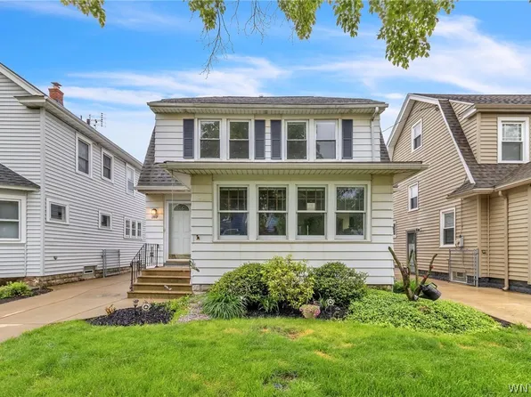 267 Warren Ave, Kenmore, NY 14217