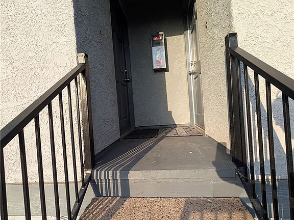 3rd image of 845 W Olive Ave APT B