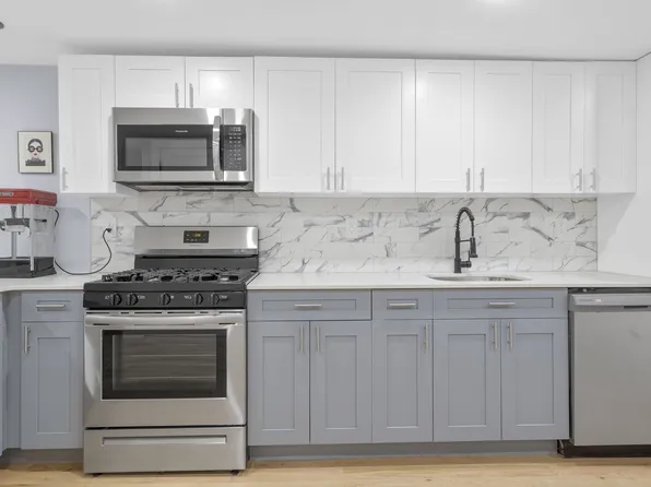 14 Roosevelt Place image 7 of 16