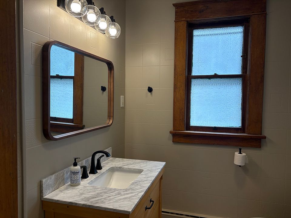 Updated bathroom with new vanity.
