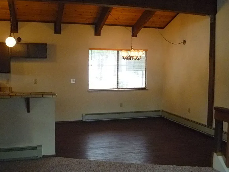830 Oriole Way #23 — Photo 6