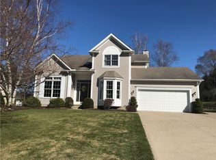 1359 Lyndalwood Ct, Fairview, PA 16415