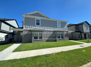 798 S Benchmark Ln #2, Fayetteville, AR 72704