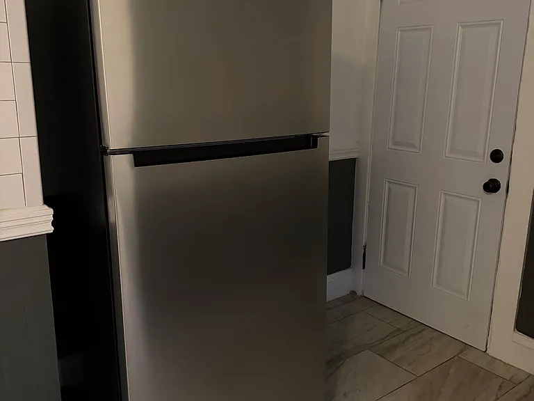 618 Reservoir Ave #3 — Photo 1