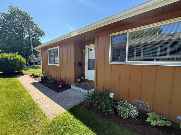 113 S Van Nortwick Ave, Batavia, IL 60510