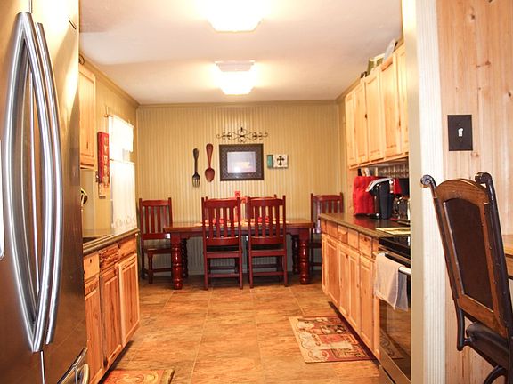 5th image of 2808 Sandalwood Ln