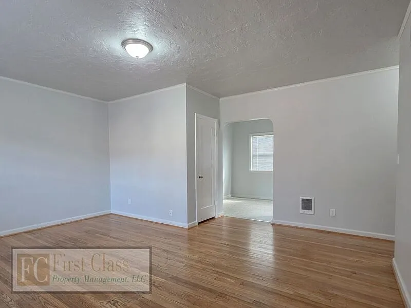 1 bed, 1.0 bath, 620 sqft, $1,245 — Photo 4