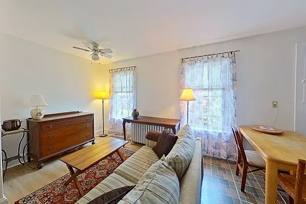 616 Thames St #3 — Photo 3