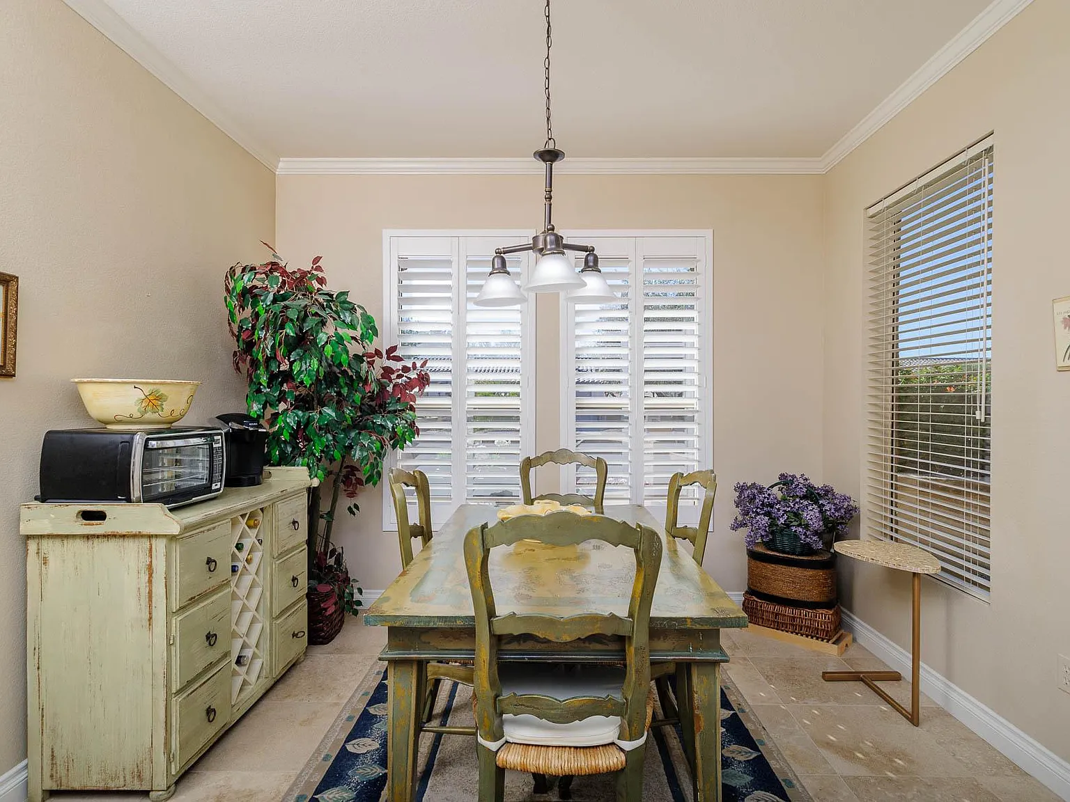 2 bed, 2000 sqft, $2,500 — Photo 3