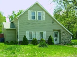 107 S Division St, Hamlet, IN 46532