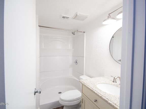 4th image of 3628 W Harmont Dr