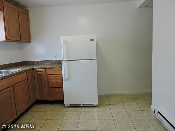5th image of 1224 Wabash Ave