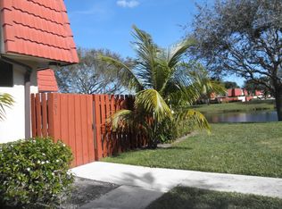 3751 Victoria Dr, West Palm Beach, FL 33406