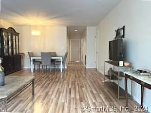 37 Greenwich Ave #2-6 — Photo 3