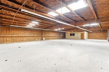 2nd image of 2521 Fulton St