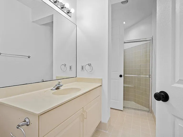 1831 Waldorf Dr — Photo 28