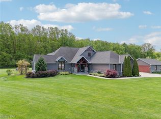 26774 Springfield Cir, Columbia Station, OH 44028