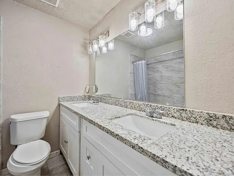 17843 S Cypress Villas Dr — Photo 13