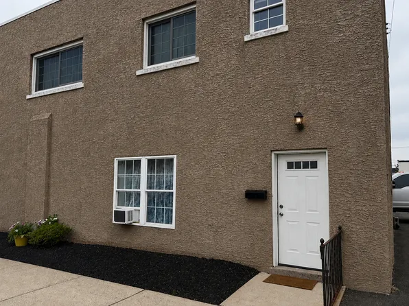 49 E 2nd St #49, Lansdale, PA 19446