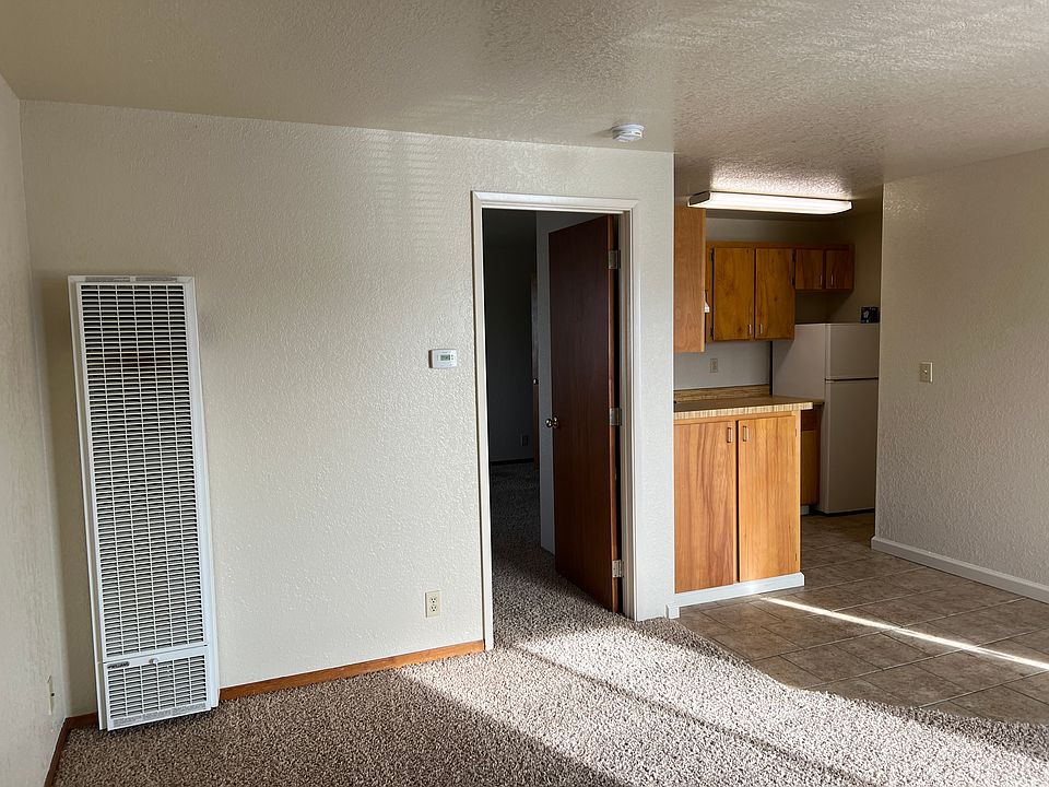 2nd image of 4902 Valley East Blvd #B
