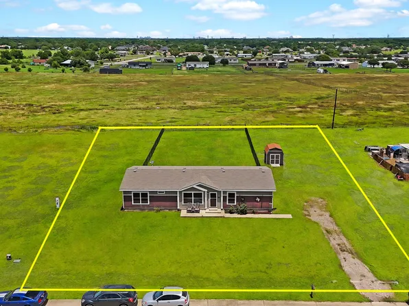 236 Hearne Ln, Red Oak, TX 75154