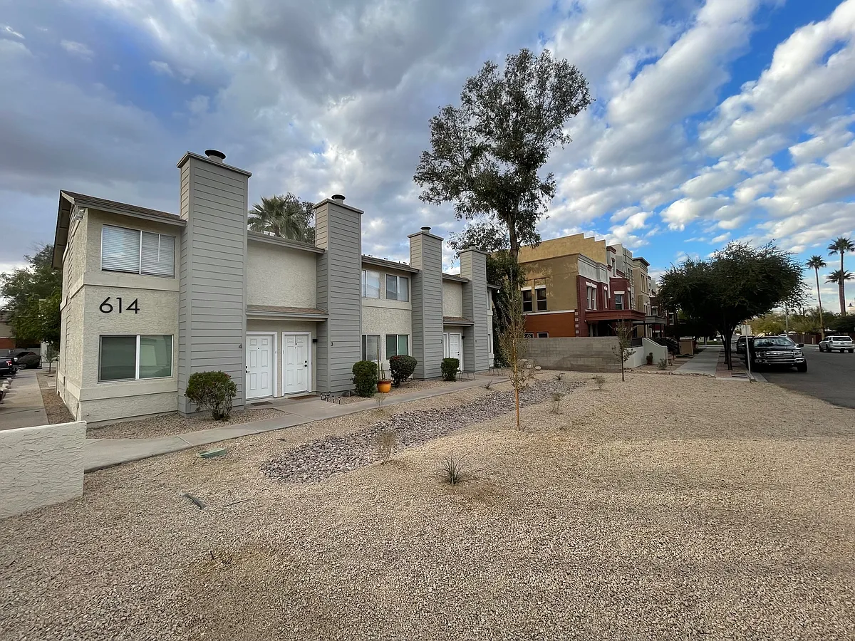 Building Photo - 614 S Wilson St #6