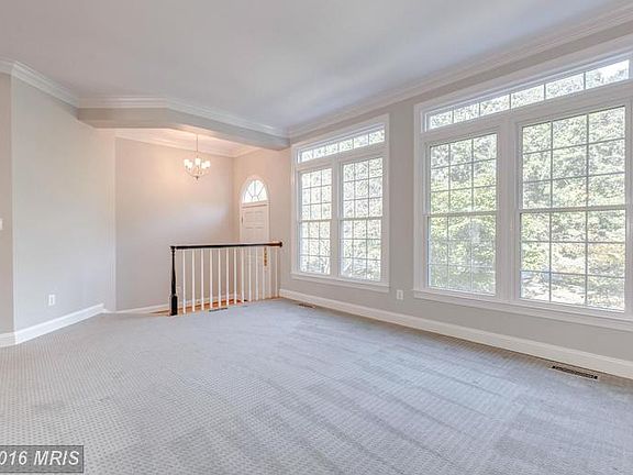 2nd image of 2808 Thaxton Ln