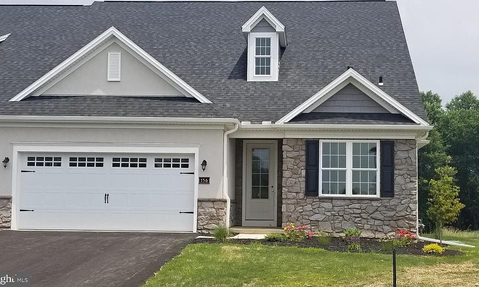 1st image of 260 Sawgrass Dr #32